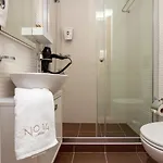 No 14 Bed & Breakfast