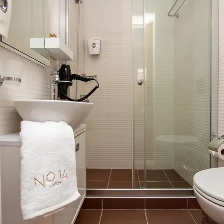 No 14 Nocleg ze śniadaniem